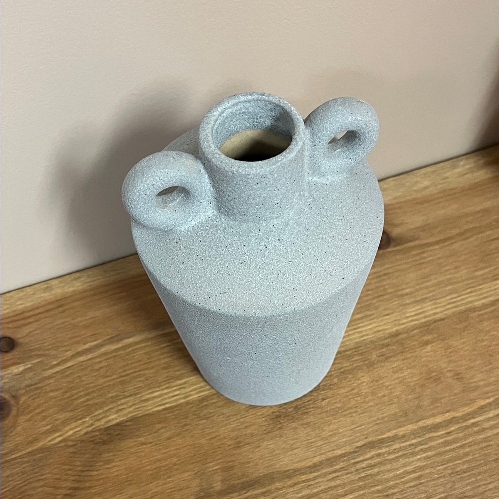Elegant Gray Textured Vase - Picture 2 of 2